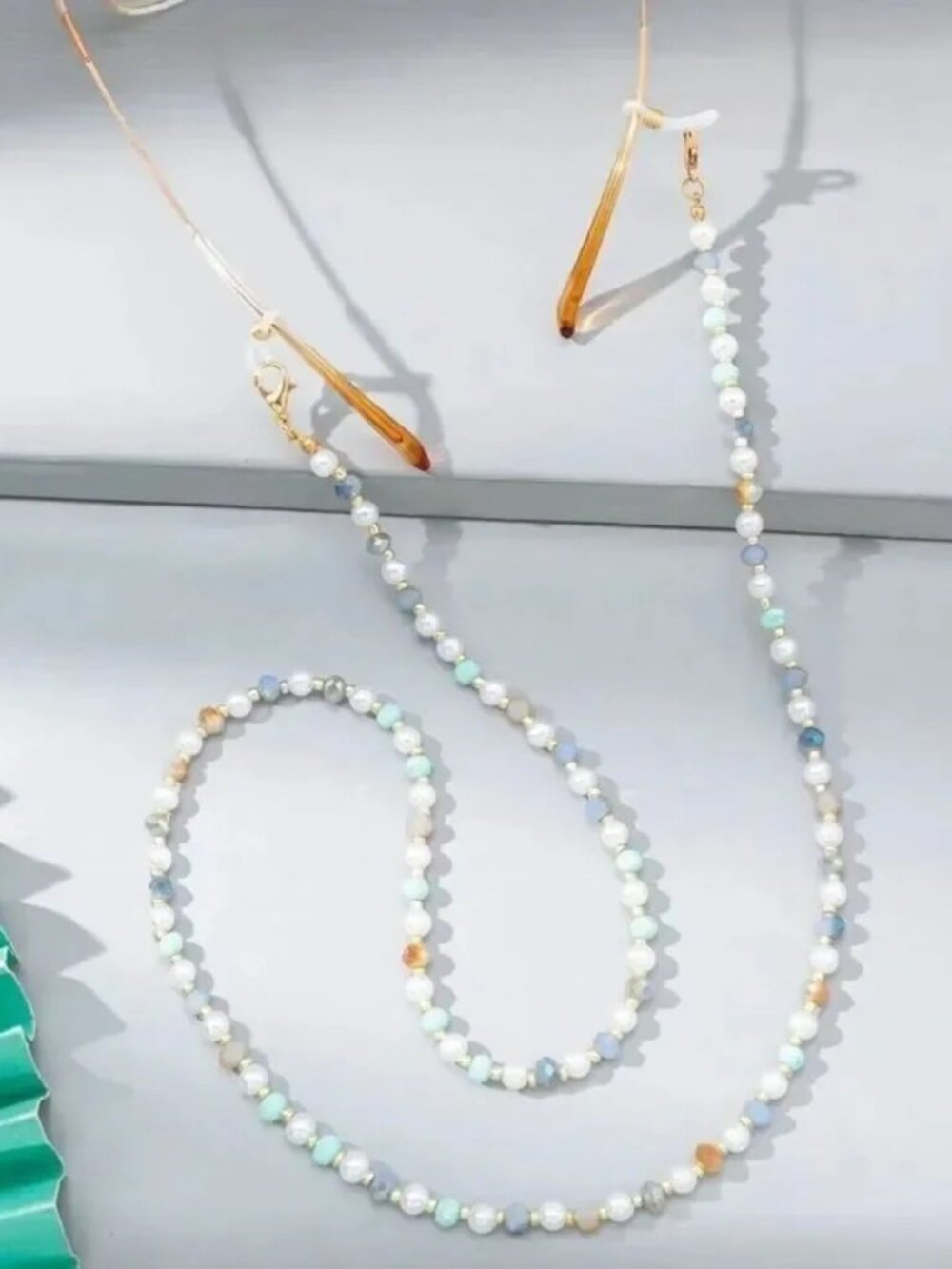Elegant Multicolor Beaded Eyeglass Chain R302